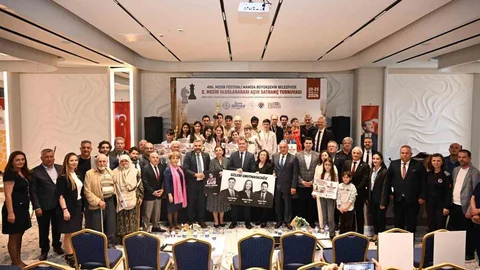 Manisa’da dev turnuvanın şampiyonu Azerbaycanlı Rasulov oldu