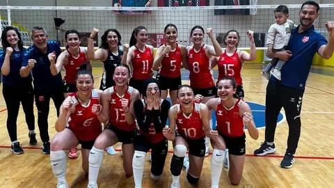 Kahramanmaraş Kadın Voleybol Takımı 2. Lig’e Yükseldi