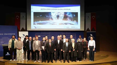 Düzce'de Dijitalleşme ve Güvenlik Konferansı