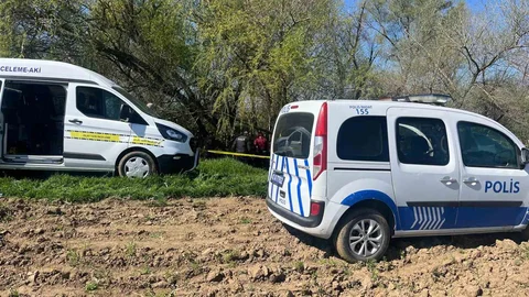 Kütahya'da Adranos Çayı'nda Ceset Bulundu