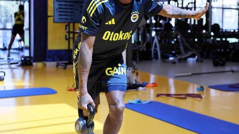 Fenerbahçe Salonda Kuvvet Çalıştı