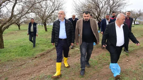 Malatya'da Dolu Zararını İnceleyen Başkan Er