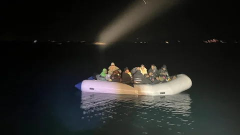 İzmir'de Düzensiz Göçmen Yakalandı