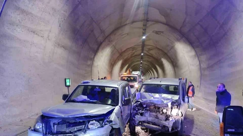 Artvin'de Tünel Kazası: 7 Yaralı