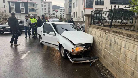 Bingöl'de Trafik Kazası Meydana Geldi
