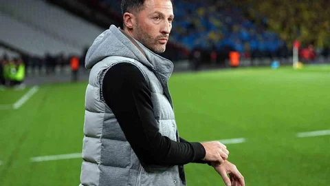 Fenerbahçe'de Tedesco ile Yollar Ayrıldı