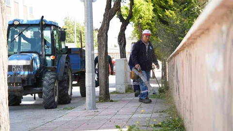 Yunusemre'de Yaz Bakım Çalışmaları Başladı