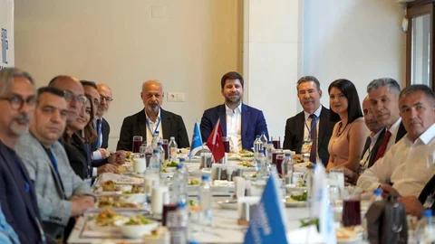 Manisa'dan Tarsus'a Mesir Macunu İle Geleneksel Jest