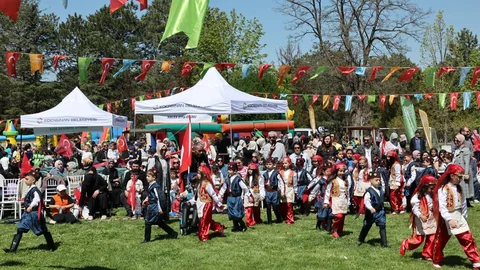 Kocasinan'da Geleneksel Çocuk Şenliği