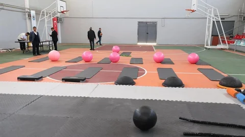 Tavşancıl Spor Salonu Yenilendi