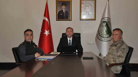 Kars'ta Güvenlik Zirvesi Toplantısı Yapıldı
