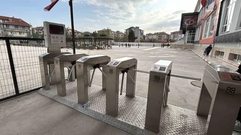 Bolu'da Kartlı Turnike Sistemi Beğeniliyor