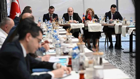 Türkiye-Ermenistan Toplantısı Kars'ta Yapıldı
