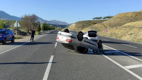 Malatya'da Otomobil Takla Attı