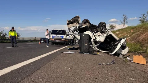 Şanlıurfa'da Trafik Kazası: 3 Ölü, 5 Yaralı