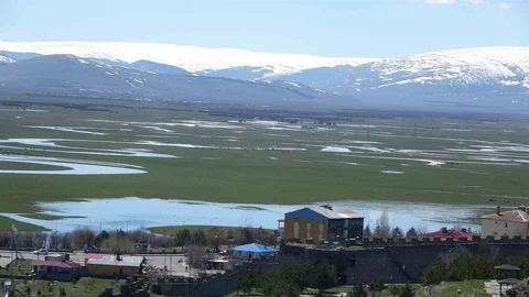 Ardahan'da Kura Nehri'nin Debisi Yükseldi