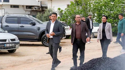 Kozan'da Asfalt Çalışmaları Devam Ediyor