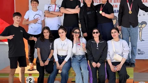 Elazığ'dan 4 Sporcu Türkiye Finallerine Yükseldi