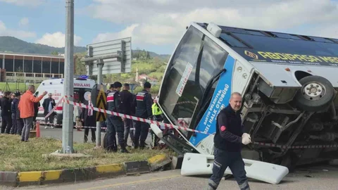 Bartın'da Öğrenci Taşıyan Otobüs Kazası