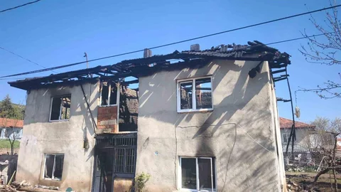 Burdur'da Ev Yangını Korkuttu