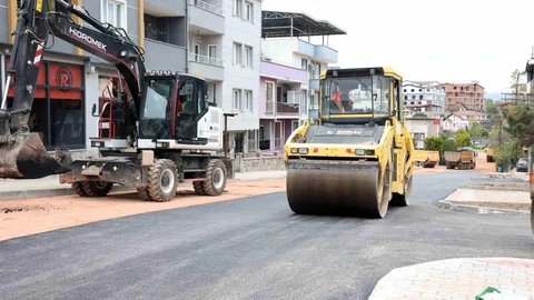 Osmangazi'den Hamitler'e Asfalt Desteği