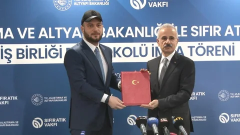 Ulaştırma Bakanı Uraloğlu'ndan Çevre Dostu Projeler