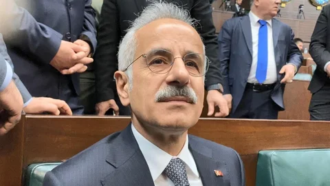 Bakan Uraloğlu'ndan Libya Uçağı Açıklaması