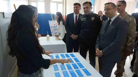 Cizre'de Bilim Fuarı Büyük İlgi Gördü