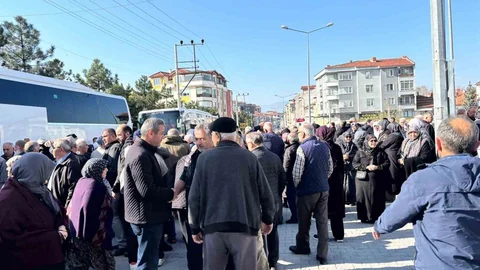 Tavşanlı'da Hacı Adaylarına Uğurlama Töreni