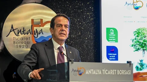 Antalya'da Tarım Sektörüne Dikkat Çekildi