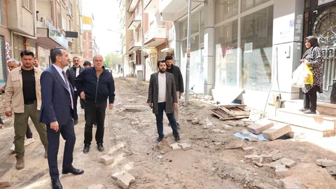 Elazığ'da Altyapı Çalışmaları Devam Ediyor