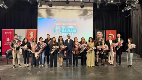 Tekirdağ'da Çocuk Hakları Paneli Düzenlendi