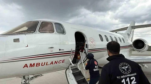 Ağrı'dan Elazığ'a Prematüre Bebek Sevk Edildi