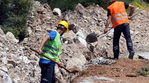 Seydikemer'de İçme Suyu Hattı Yenileniyor