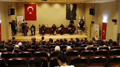 Kütahya'da Kültürel Etkinlik Rüzgarı