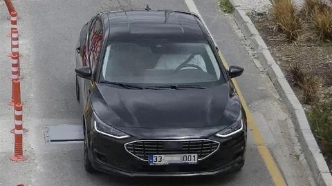 Mersin'de Belediyeden İhraç Olan Şahsa Araç Verildi