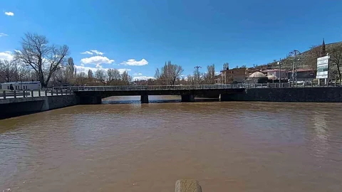 Kars’ta Estetik Tartışması Devam Ediyor