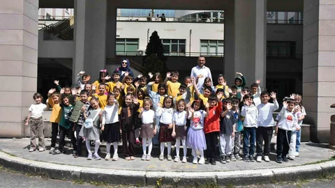 Düzce'de Öğrenciler Dondurulmuş Hayvan Müzesi'ni Ziyaret Etti