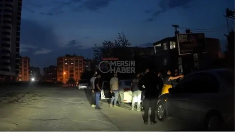 Tarsus’ta Sözlü Tartışma Kavgaya Dönüştü, Mahalle Sakinleri Yatıştırdı