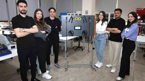 Gençlerin Yeni Egzersiz Makinesi İzmir'de Geliştirildi