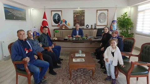 Ali Fahri'nin Gözlerinde Umut Işığı Var