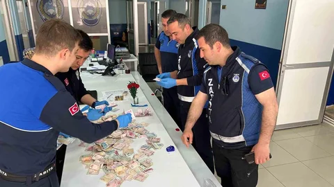 Bilecik'te Dilencinin Üzerinden Çıkan Para Şaşırttı