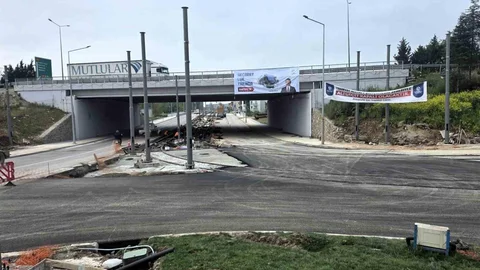 Kocaeli'de Gece Asfalt Çalışması Tamamlandı