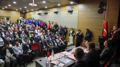 Düzce'de Düzcespor Genel Kurulu Yapıldı