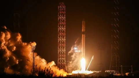 Kazakistan'da Soyuz-5 Roketinin Test Fırlatması Başarıyla Gerçekleştirildi
