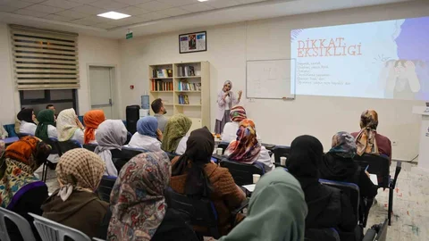 Hatice Hatun Mahallesi'nde Eğitim Semineri
