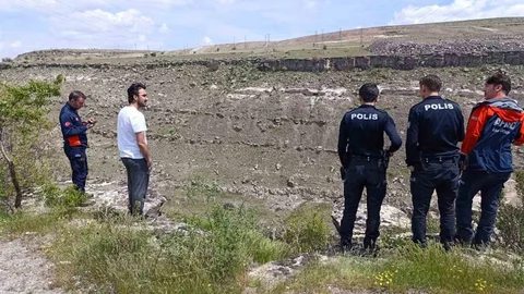 Kayseri'de Viyadükte Mahsur Kalan Genç Kurtarıldı