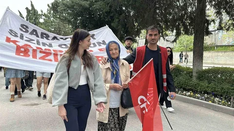 Burdur'da 1 Mayıs Kutlamaları Yapıldı