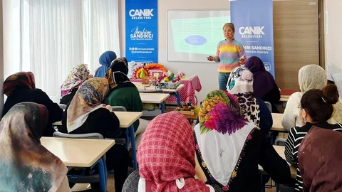 Samsun'da Kadınlar İçin Seminerler Devam Ediyor