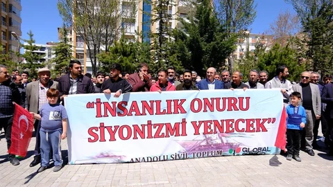 Van’da Sumud Filosu'na Saldırı Protesto Edildi